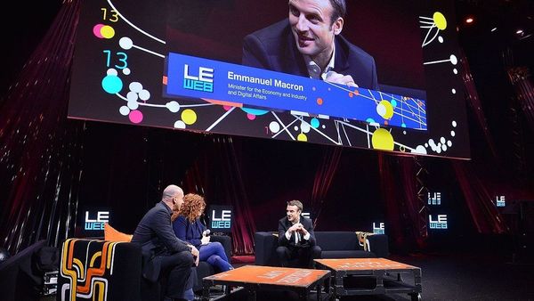 Leweb 2014 Conference Leweb Trends In Conversation With Emmanuel Macron French Minister For Economy Industry And Digital Affairs Pullman Stage 15970860036