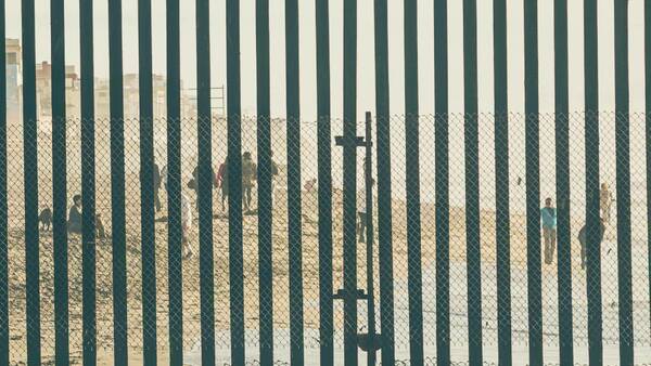 1900px Us Mexico Border Fence Pacific Ocean 6d2b4477
