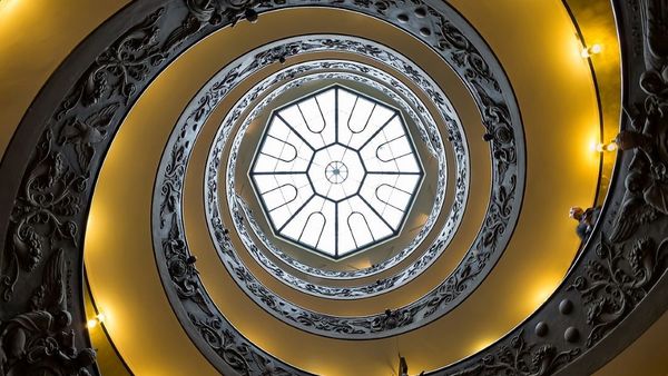 1100 Vatican Museums Spiral Staircase Looking Up 2012