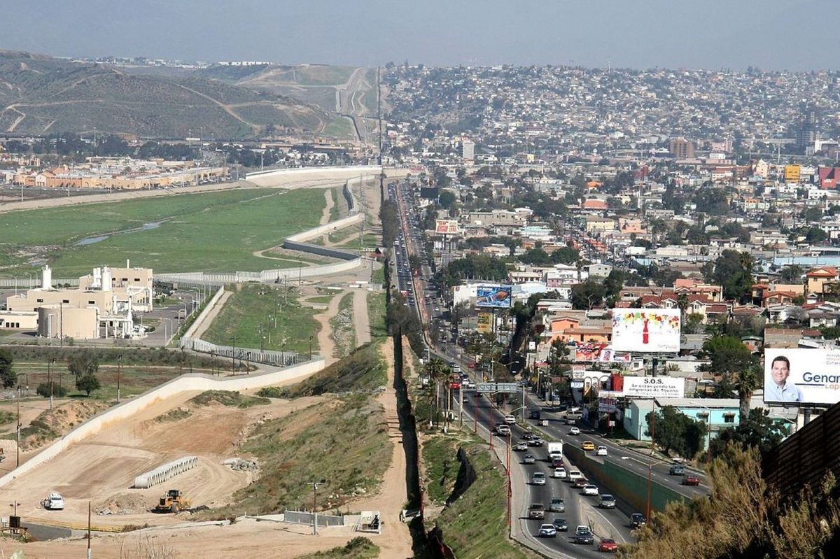 1500 Border Usa Mexico