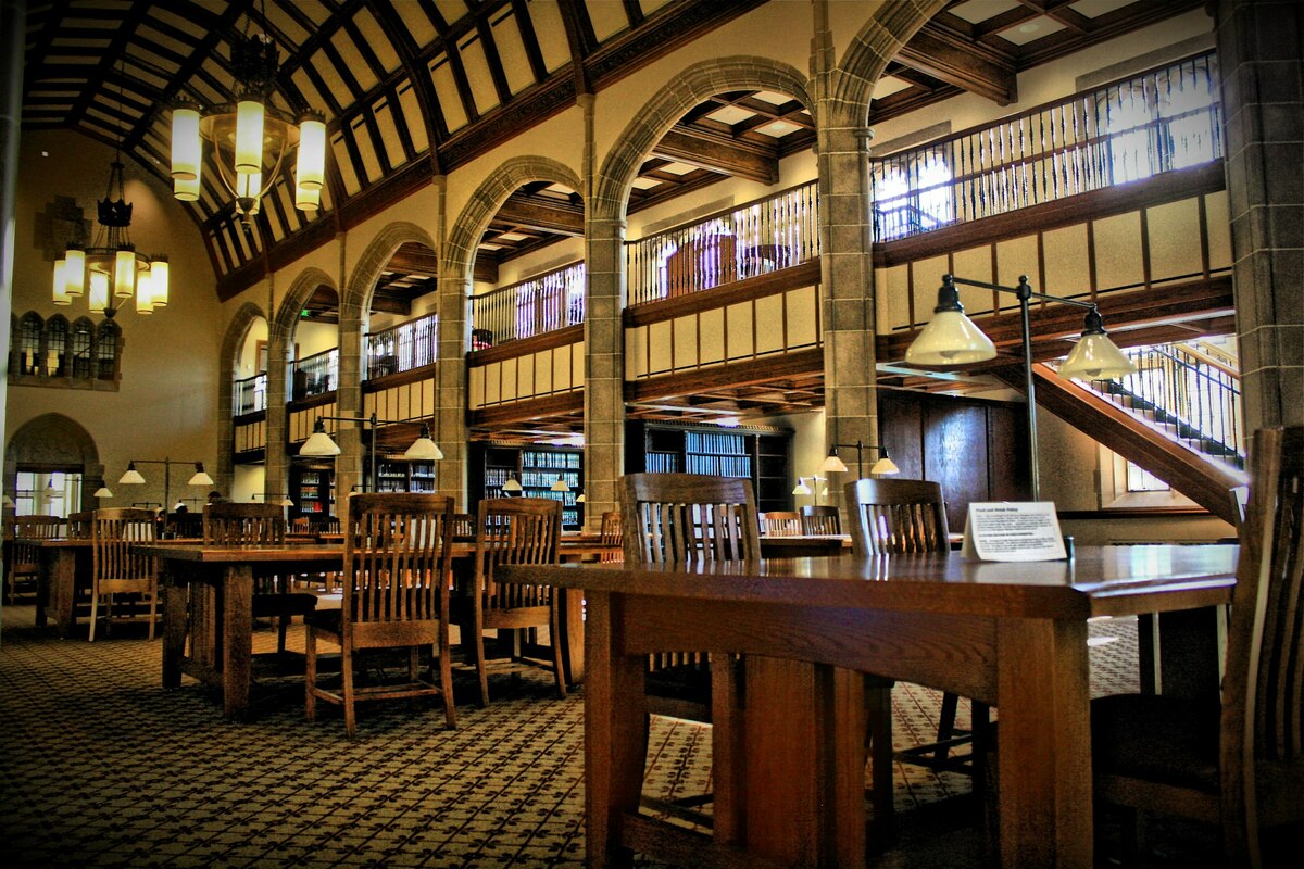 University Of Notre Dame Law Library