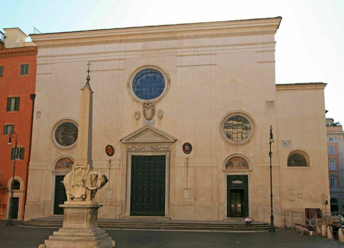 1900px Santa Maria Sopra Minerva Rome