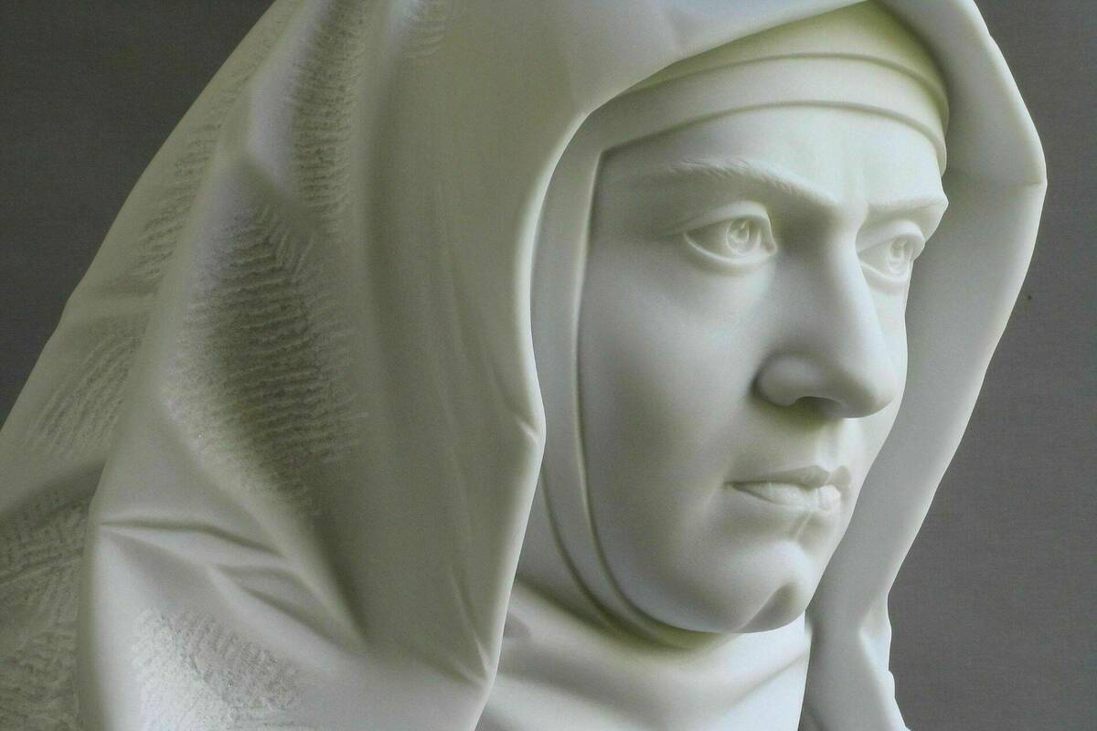 Edith Stein bust